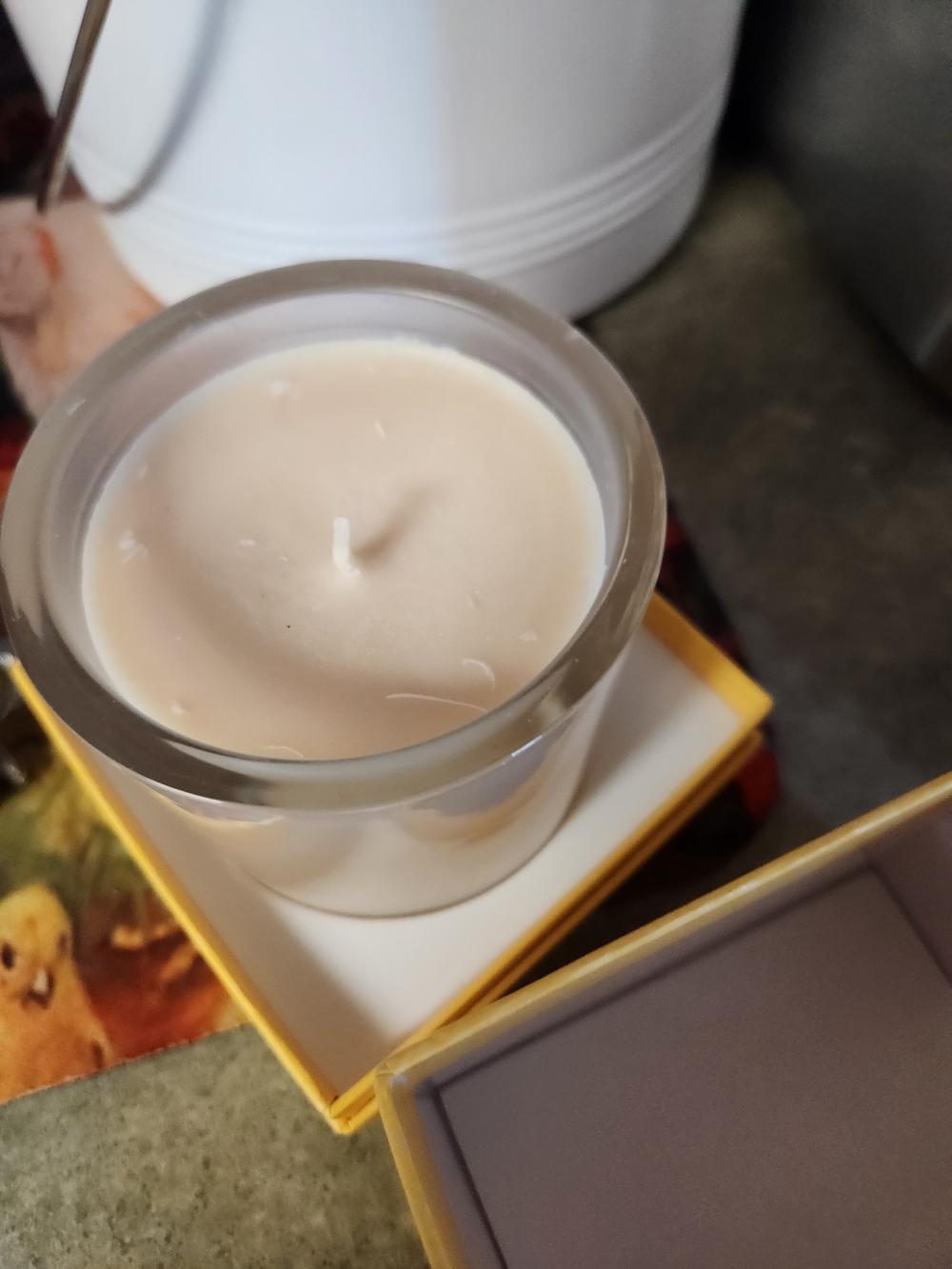 Tocca Tuscany Yellow Decorative Candle Box - Picture 3 of 6